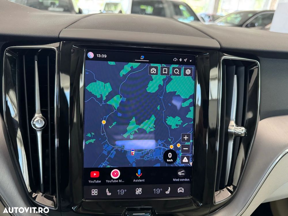 Volvo XC 60 T6 AWD Recharge Geartronic Inscription - 14