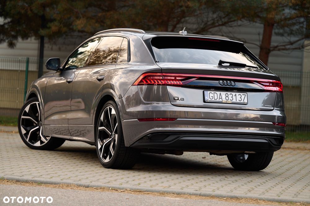 Audi Q8 - 2