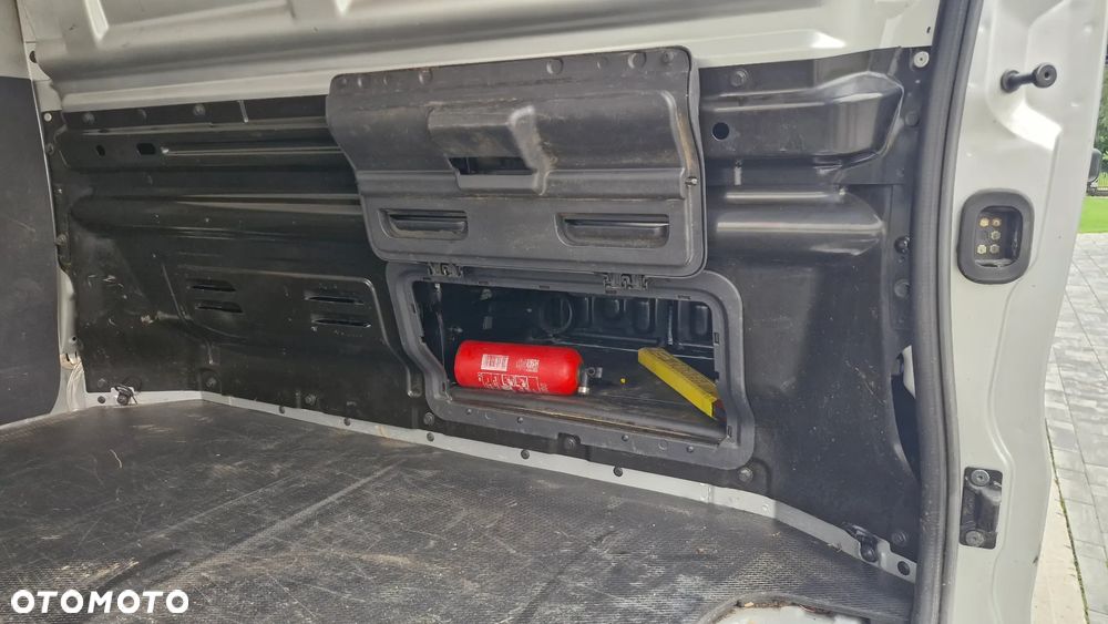 Renault Trafic L2H1 - 22