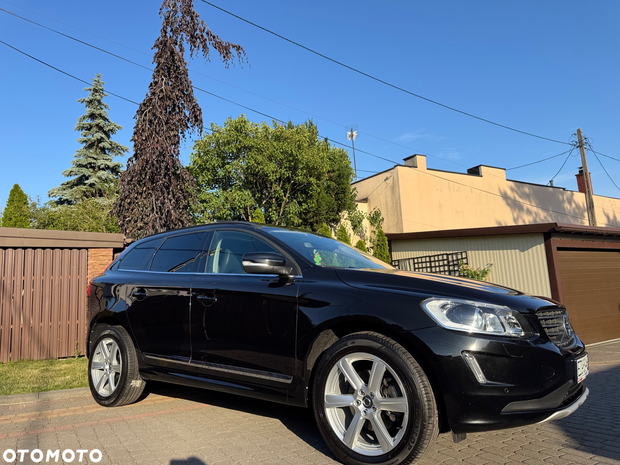 Volvo XC 60 D4 AWD Momentum - 4