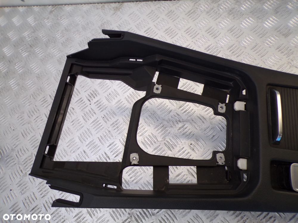 TUNEL ŚRODKOWY VOLKSWAGEN PASSAT B8 - 3