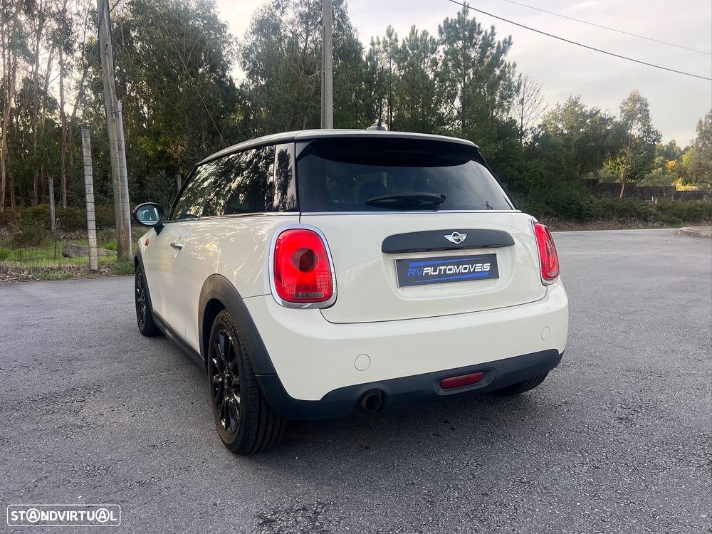 MINI 3 Portas One D - 3