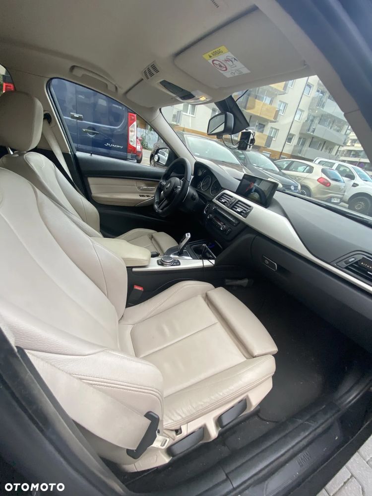 BMW Seria 3 320d Eff.Dynamics Sport Line - 12