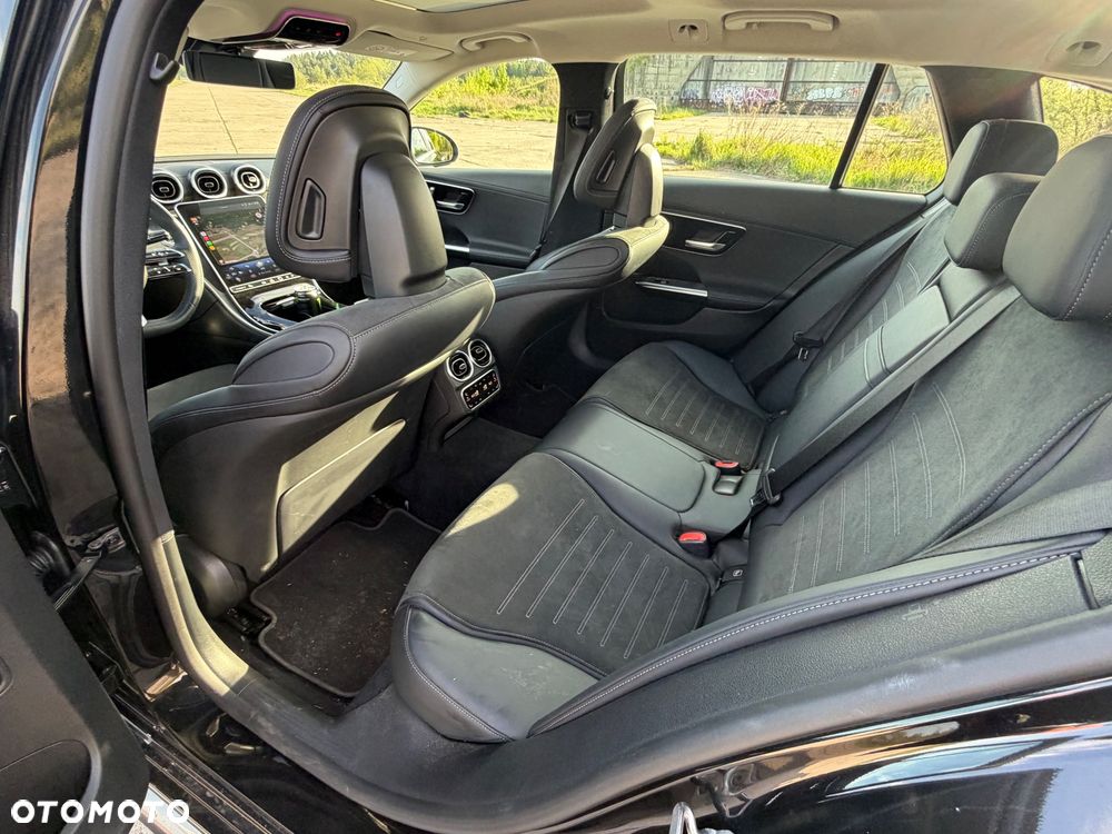 Mercedes-Benz Klasa C 220 d mHEV AMG - 19