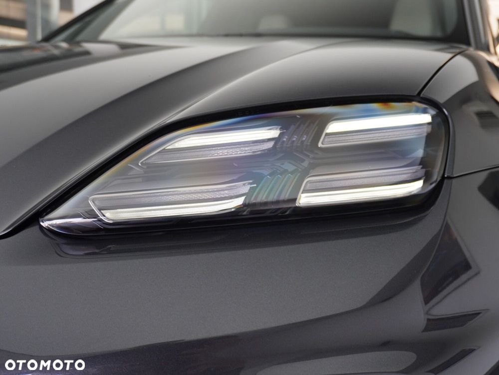 Porsche Macan 4 100kWh - 11