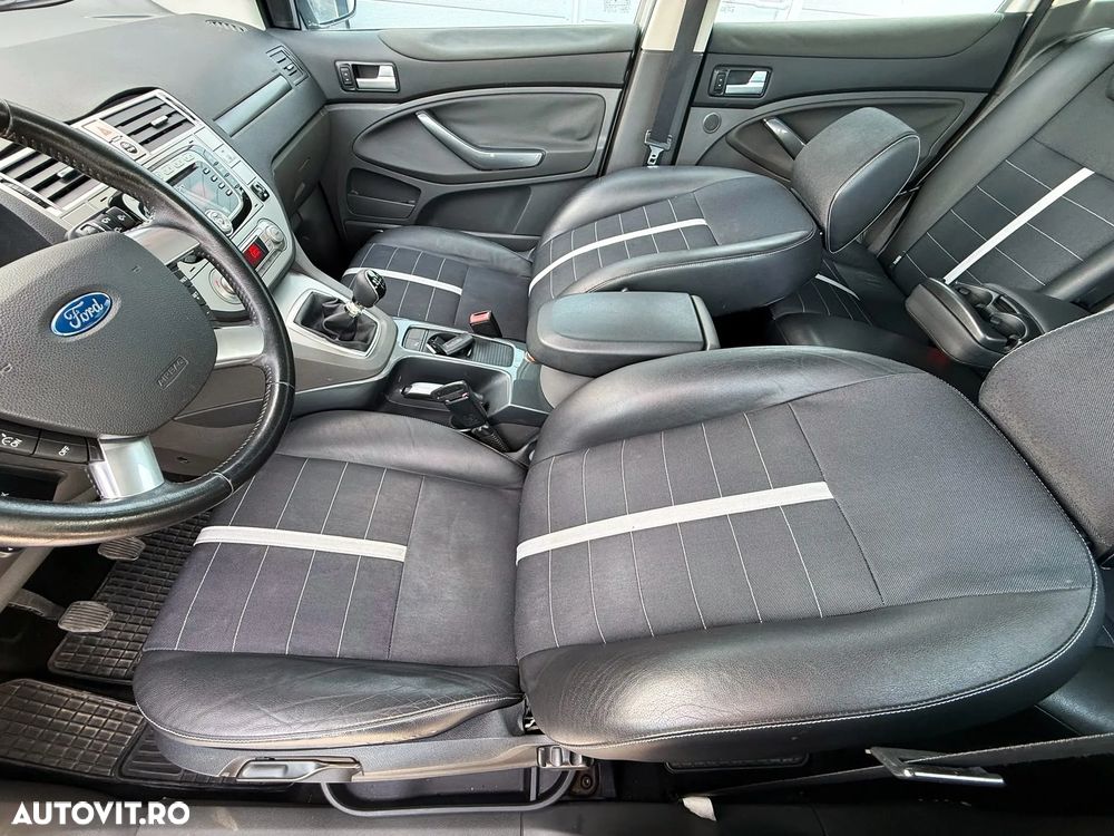 Ford Kuga 2.0 TDCi 2x4 Trend - 19