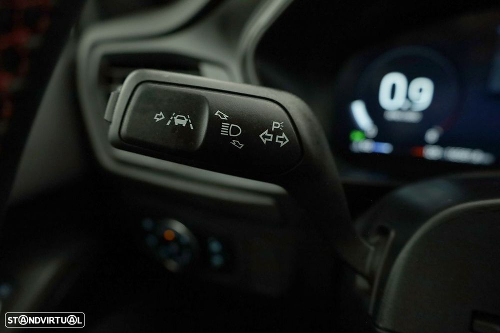 Ford Focus SW 1.0 EcoBoost MHEV ST-Line Aut. - 18