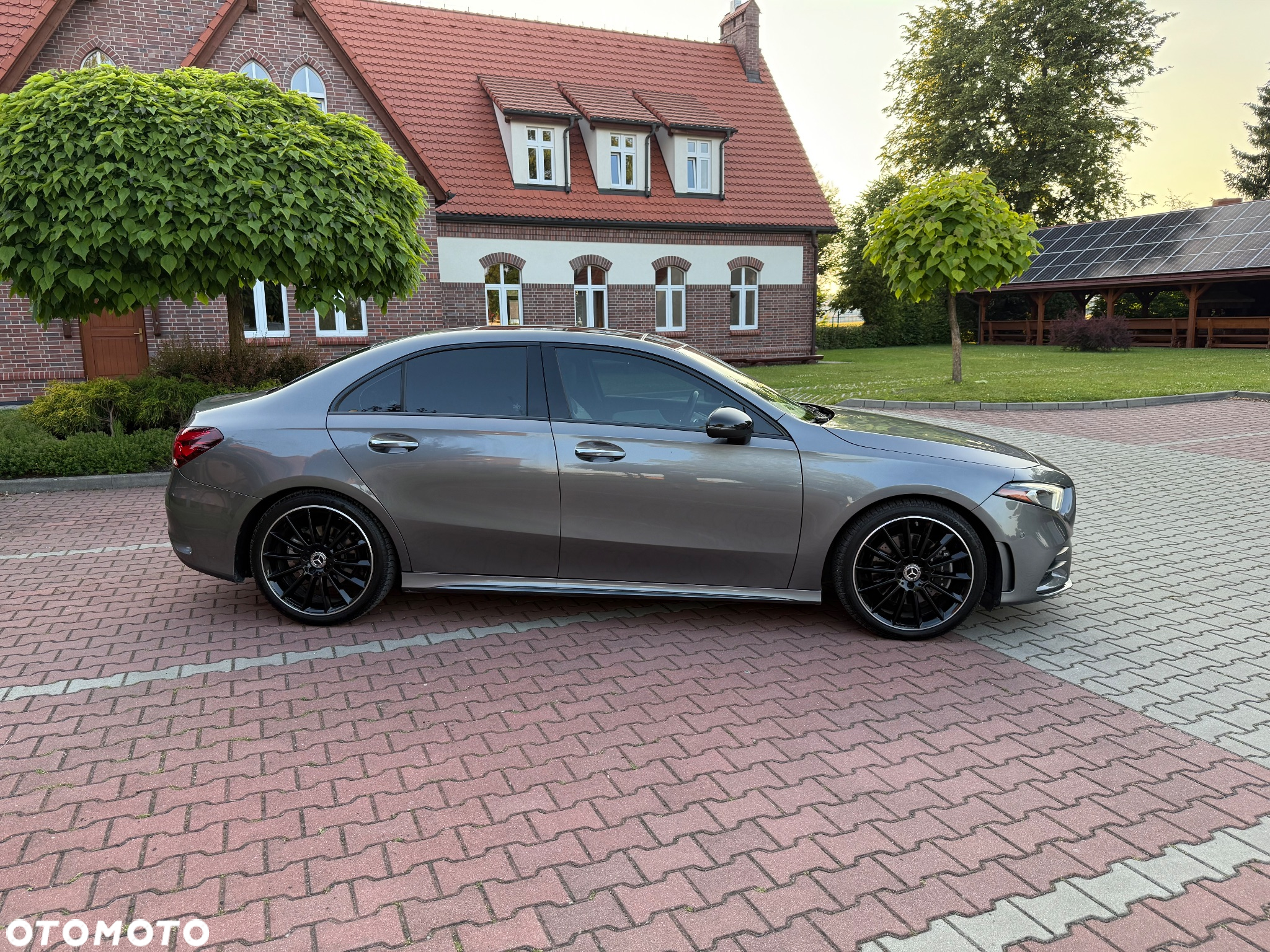 Mercedes-Benz Klasa A 220 AMG Line 7G-DCT - 18