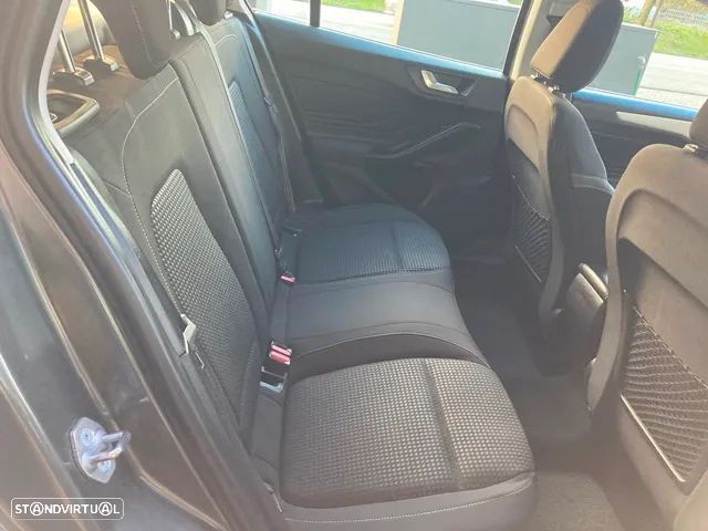 Ford Focus SW 1.5 EcoBlue S&S COOL&CONNECT - 27