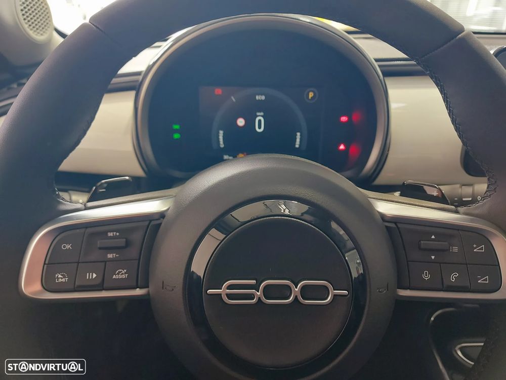 Fiat 600 1.2 Hybrid Icon - 22