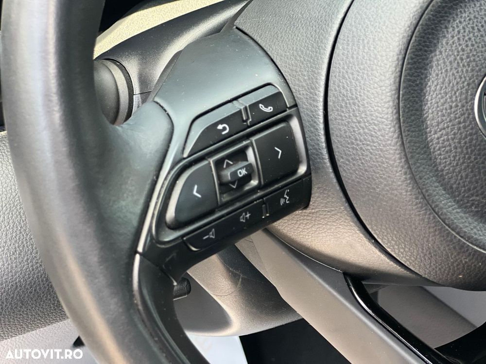 Toyota Yaris Cross - 12