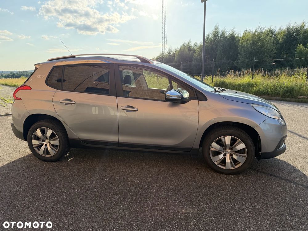 Peugeot 2008 120 VTI Automatik Active - 3