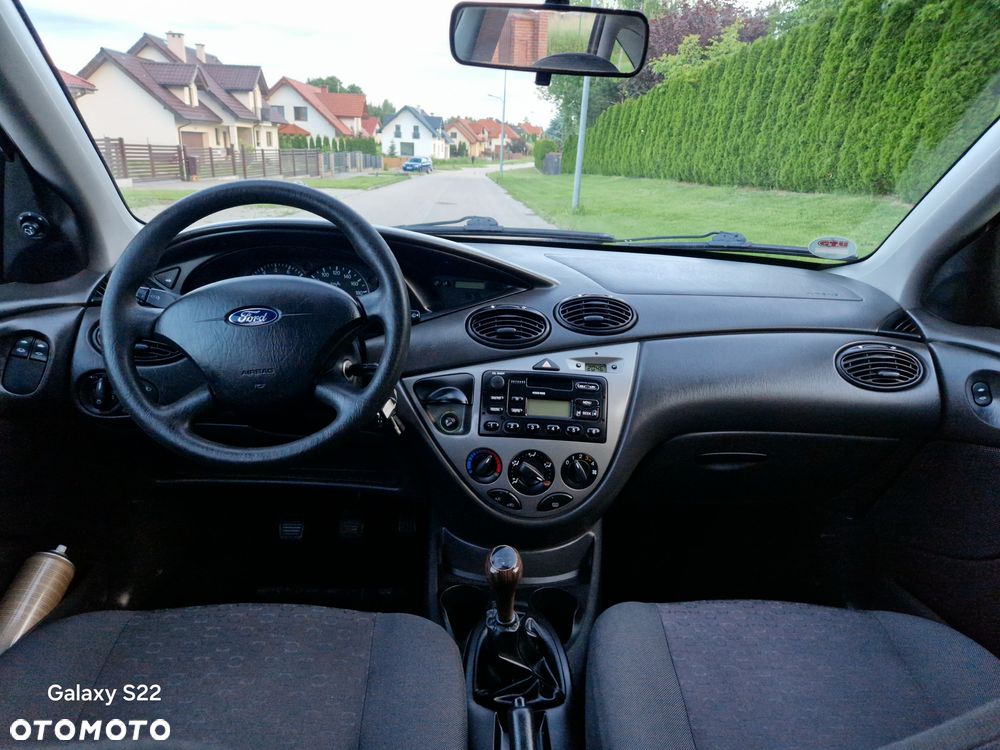 Ford Focus 1.6 16V Sport - 6