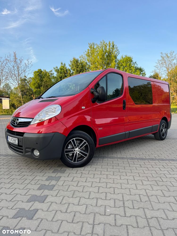 Opel Vivaro - 1