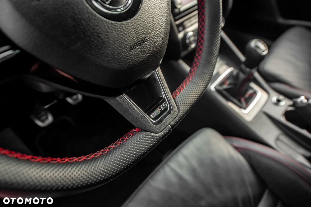 Skoda Octavia 2.0 TDI (Green tec) RS - 27