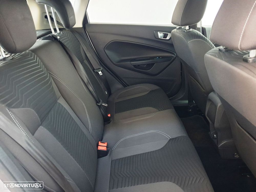Ford Fiesta 1.0 T EcoBoost Titanium PowerShift - 20