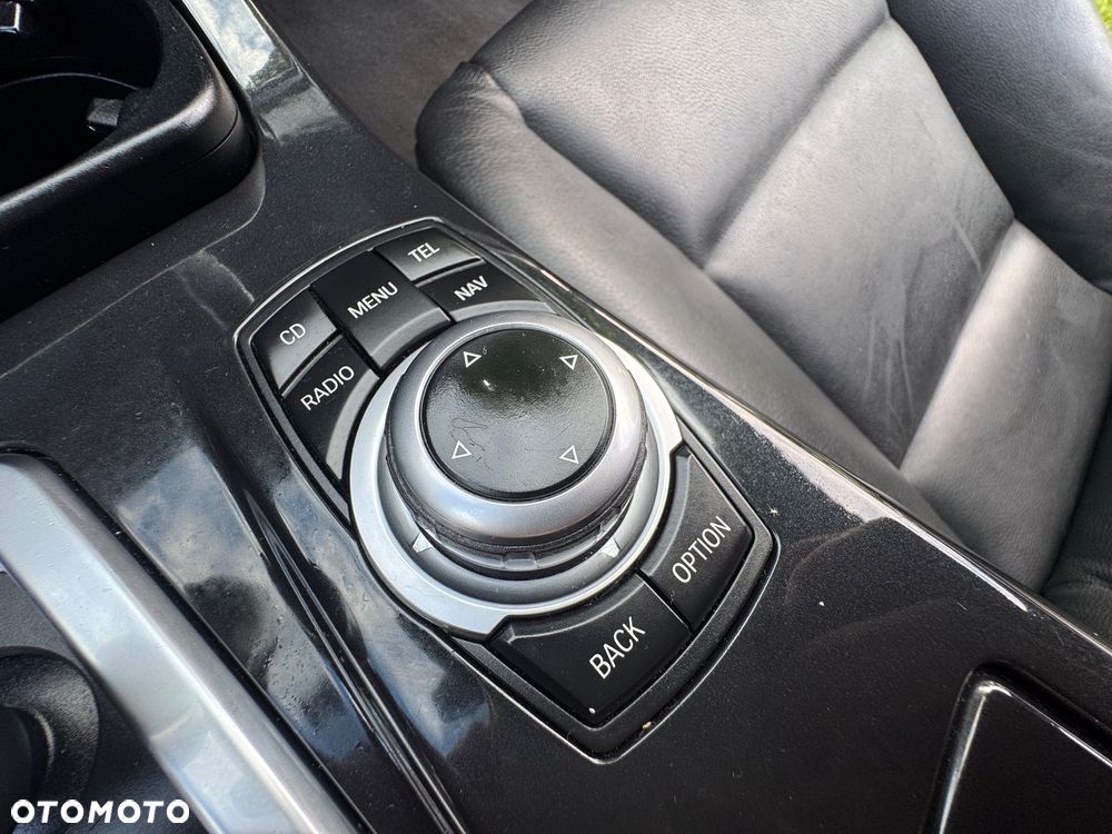 BMW Seria 5 - 25