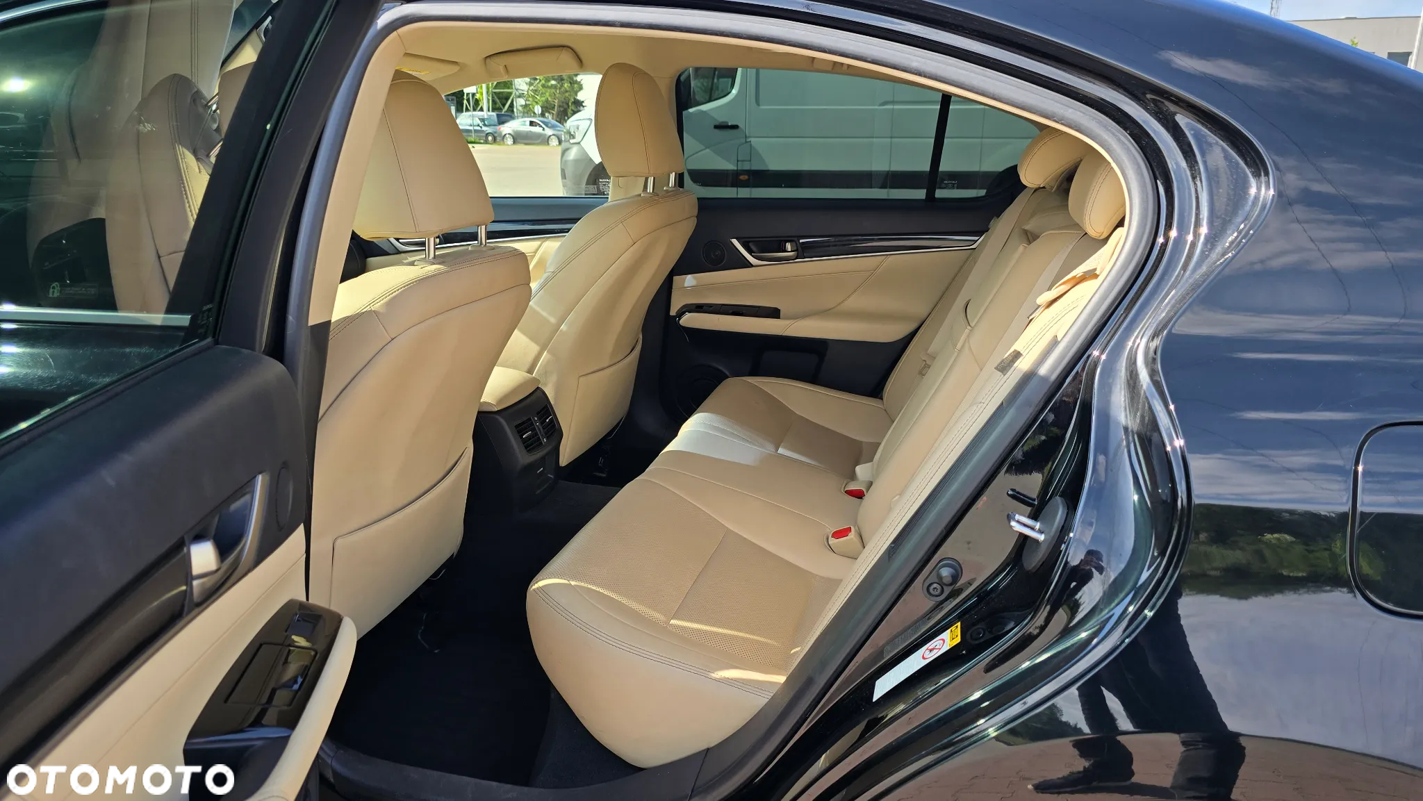 Lexus GS 300h Elite Business - 28
