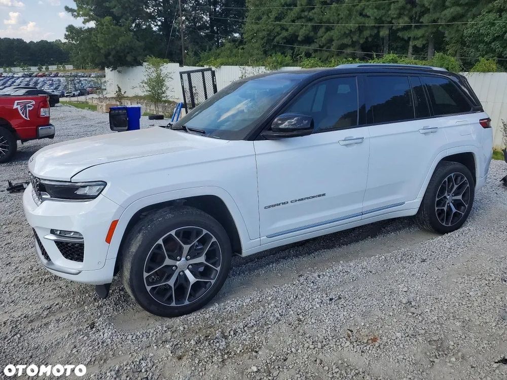 Jeep Grand Cherokee 2023 photo 2
