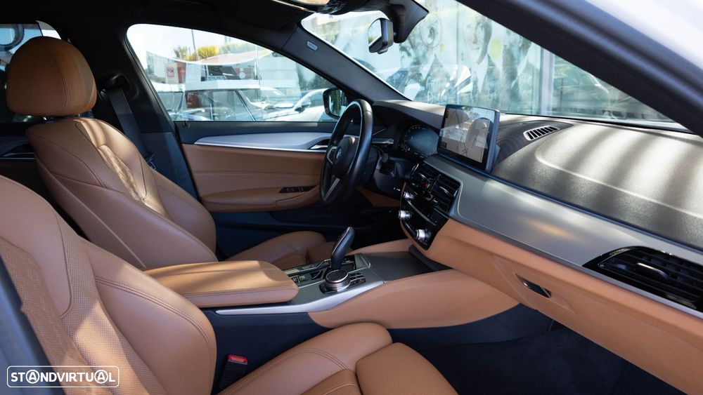 BMW 530 e Pack M - 15