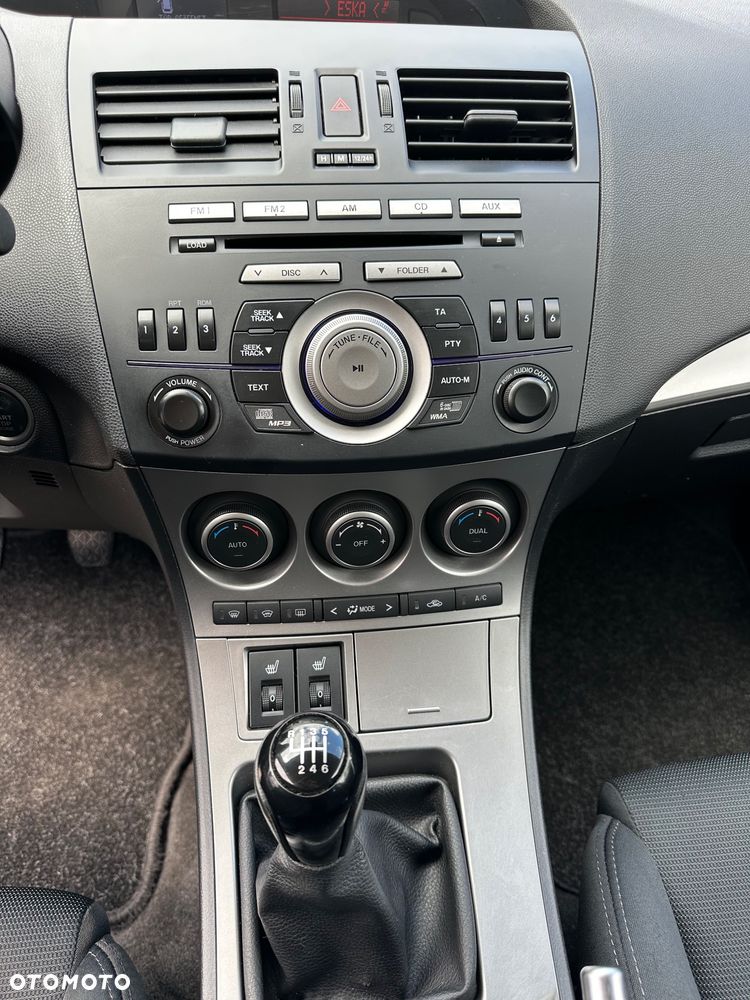 Mazda 3 2.0 Sport - 12