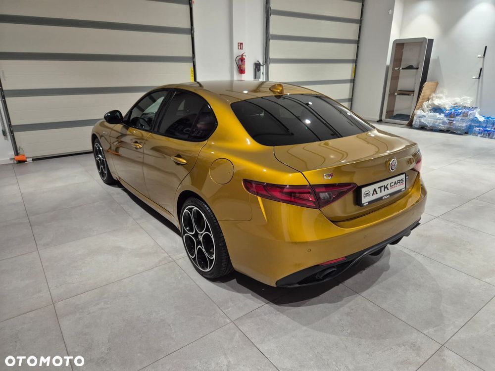 Alfa Romeo Giulia 2.0 Turbo Veloce Q4 - 4