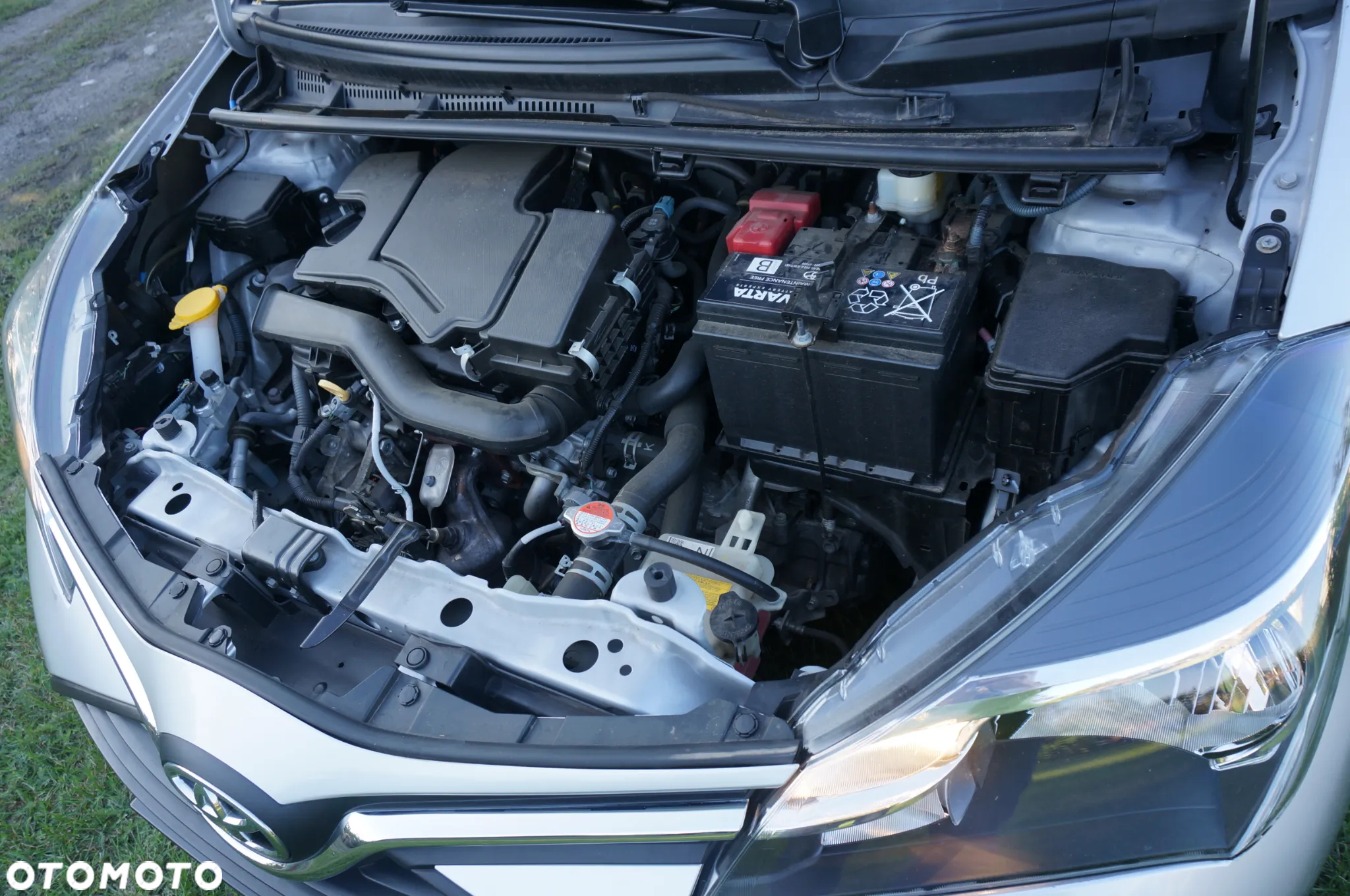 Toyota Yaris 1.0 Active EU6 - 18