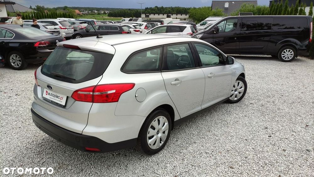 Ford Focus 1.5 EcoBlue Start-Stopp-System ACTIVE - 4