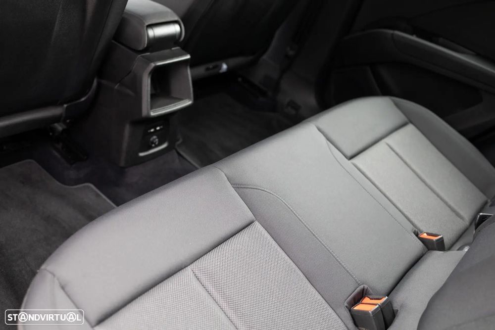 Audi Q4 e-tron 35 - 23