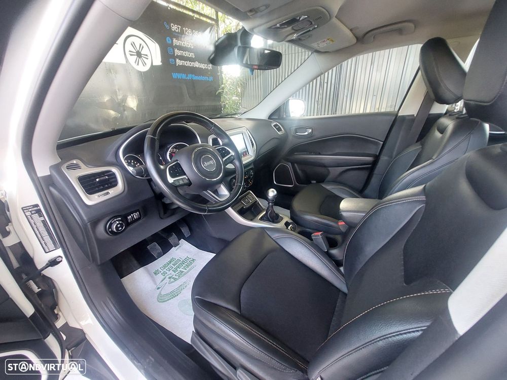 Jeep Compass 1.3 T Longitude - 8