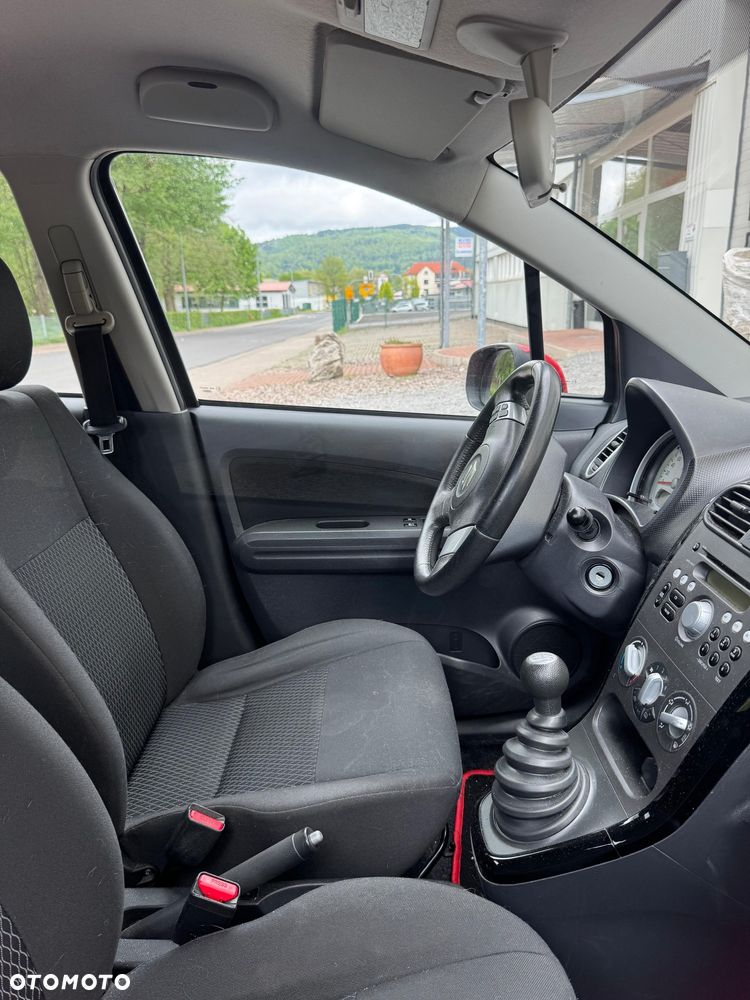 Suzuki Splash 1.0 Basic - 11
