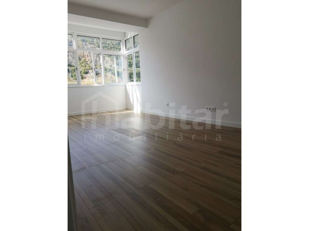 T3 Remodelado com Vista Deslumbrante em Vila Franca de Xira - Dispo... - Grande imagem: 4/15