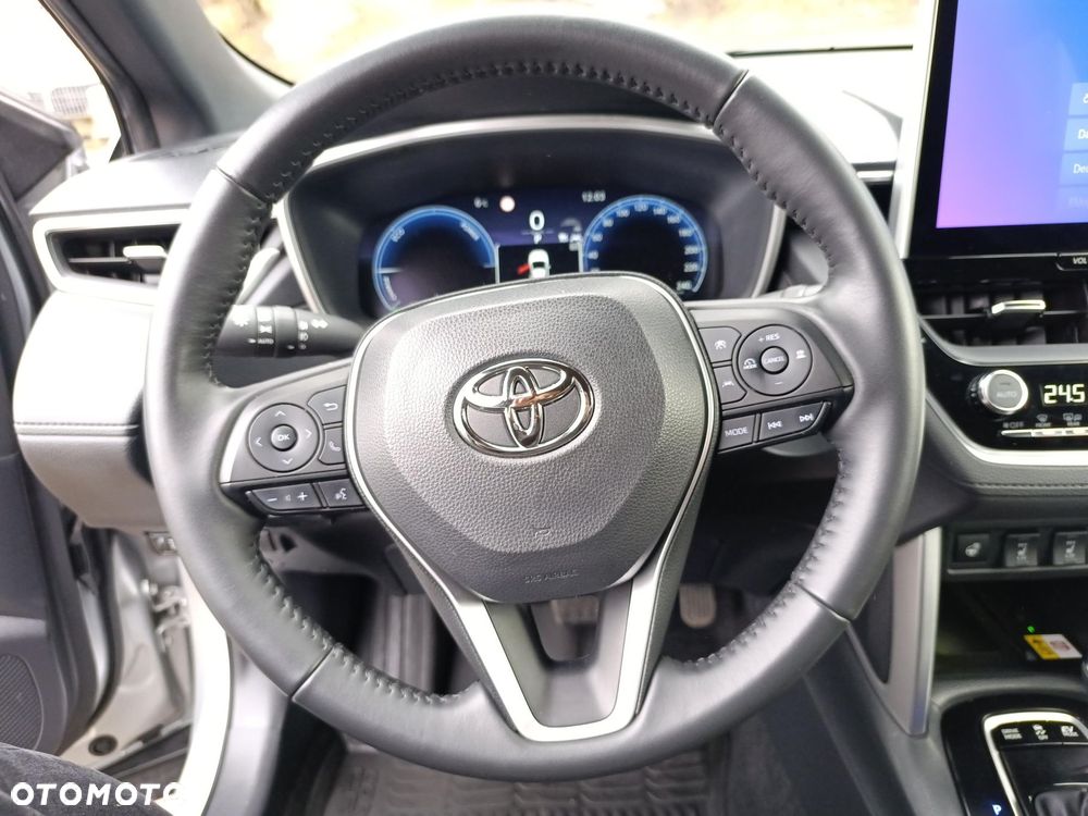 Toyota Corolla Cross - 24