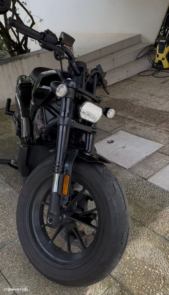 Harley-Davidson Sportster Sportser S - 12