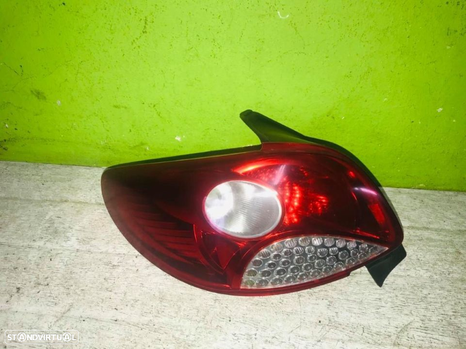 Farolim Trás Esquerdo Peugeot 206 Plus - 2009 / 2024 - FR1196 - 2