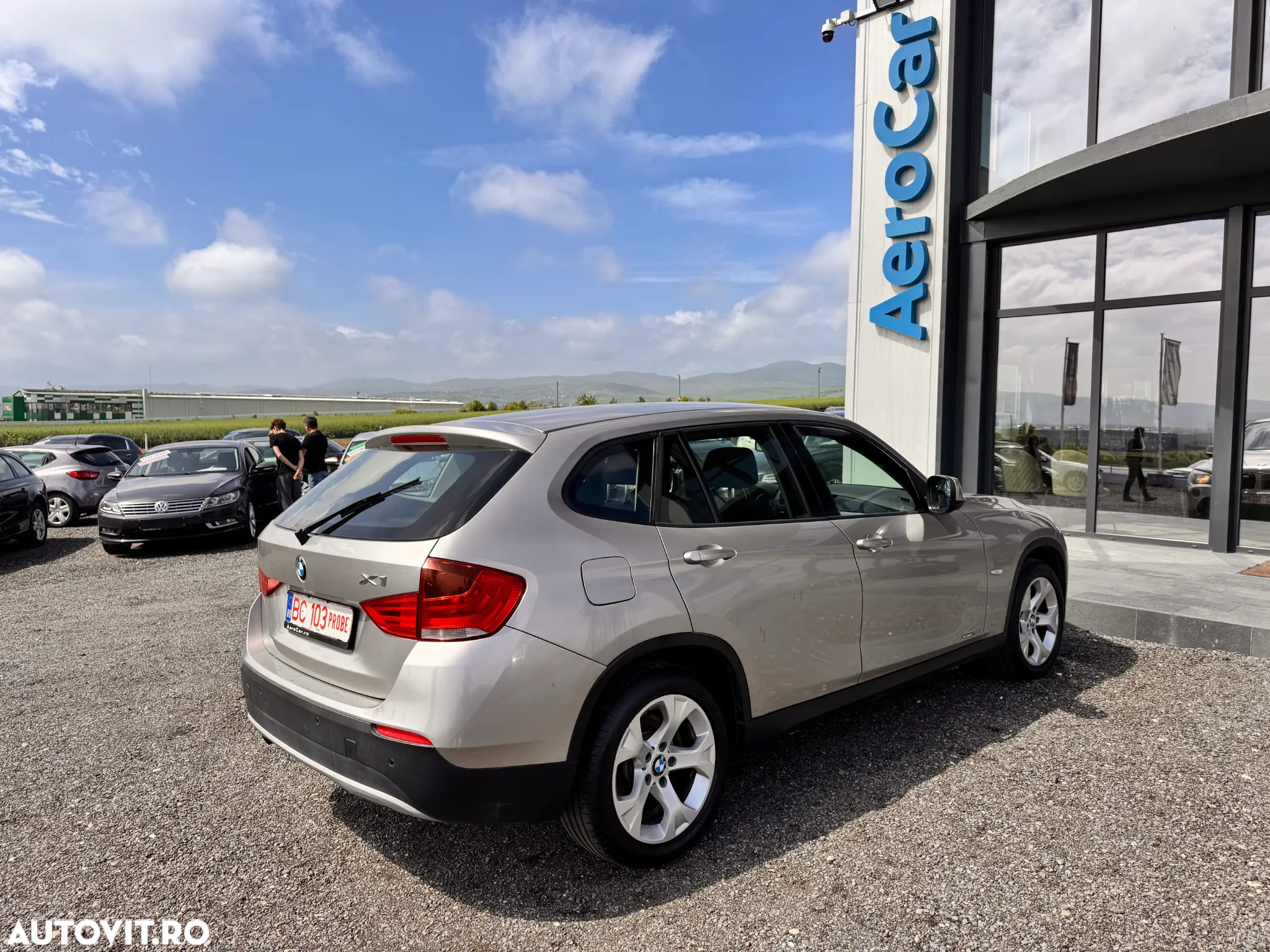 BMW X1 xDrive20d - 10