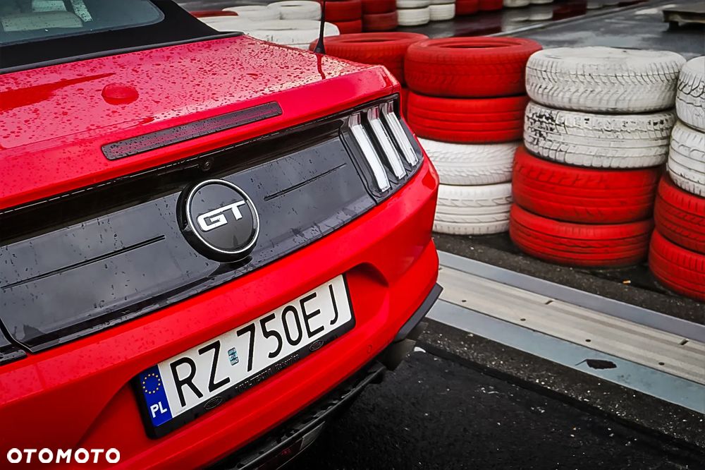 Ford Mustang 5.0 V8 GT - 24