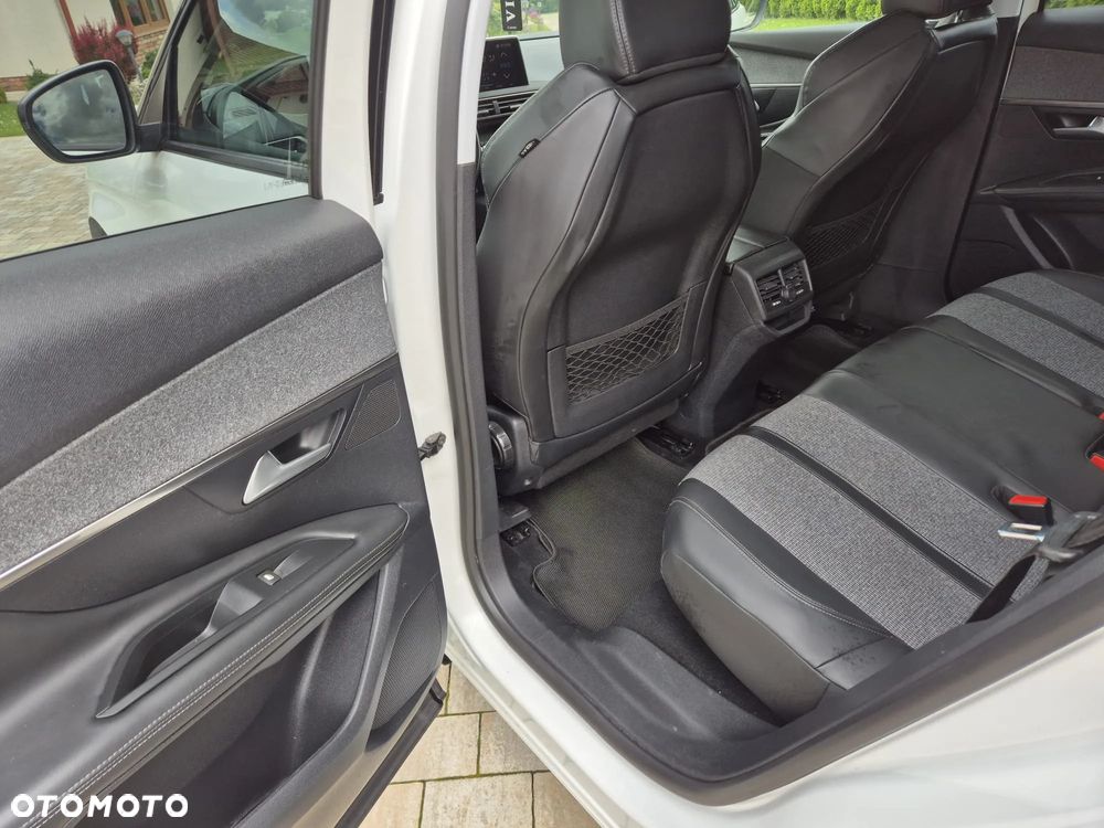 Peugeot 3008 PureTech 130 Stop & Start GPF EAT8 Active Business-Paket - 8