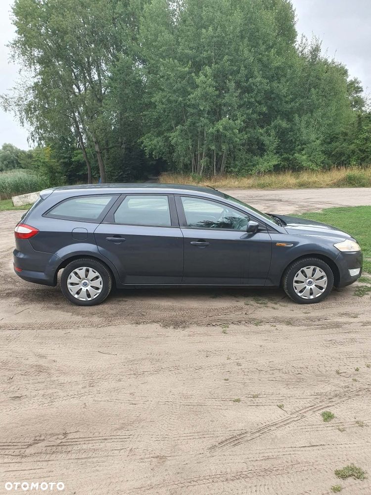 Ford Mondeo - 10