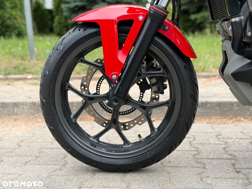 Honda NC - 20