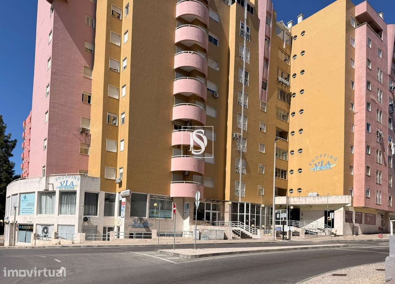 Loja T0 Venda em Alto do Seixalinho, Santo André e Verderena,Barreiro - Grande imagem: 4/12