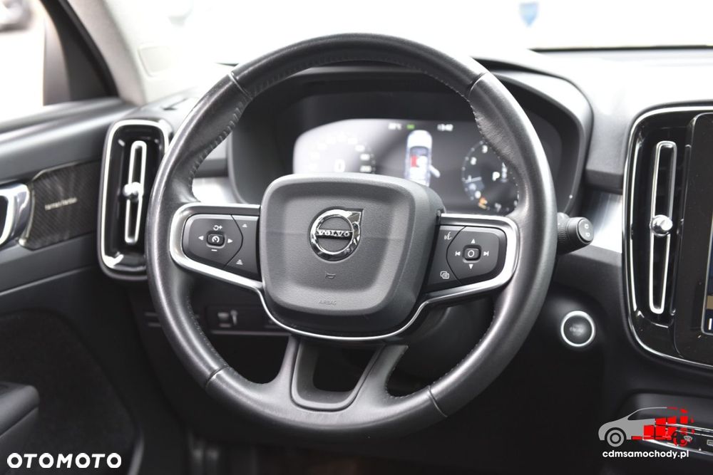 Volvo XC 40 - 23