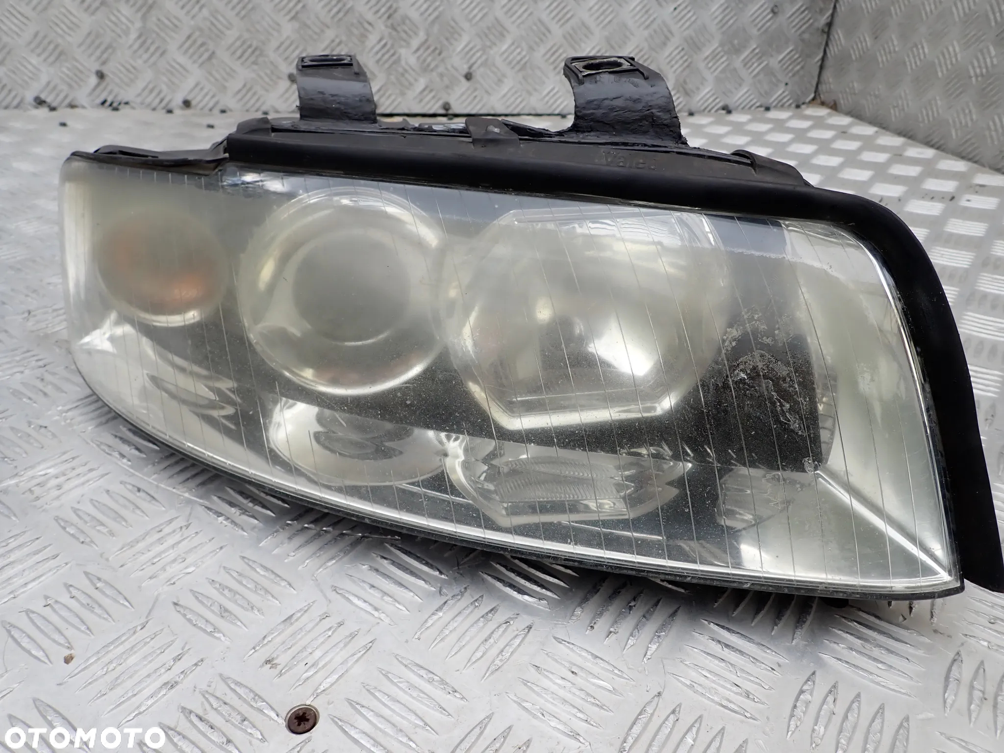 LAMPA LEWY / PRAWY PRZÓD AUDI A4 B6 8E0941004F / 8E0941003F ANGLIK - 3
