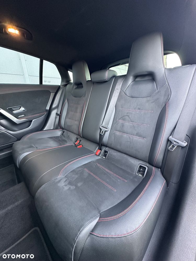 Mercedes-Benz CLA 180 d 8G-DCT AMG Line Advanced Plus - 9