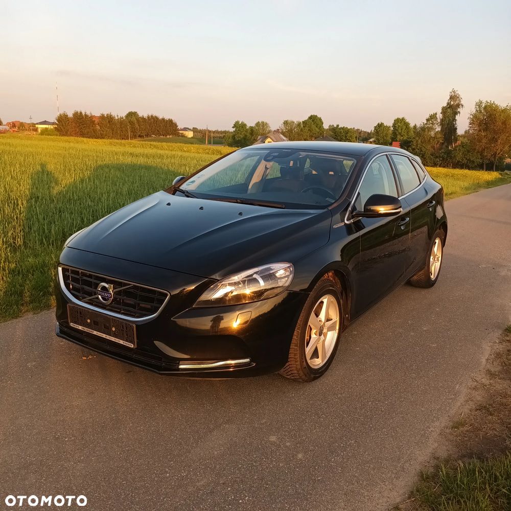 Volvo V40 D3 Momentum - 3