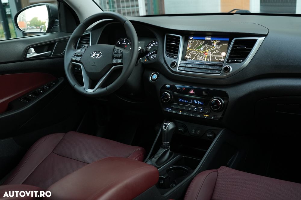Hyundai Tucson 2.0 CRDI 4WD Automatik Premium - 16