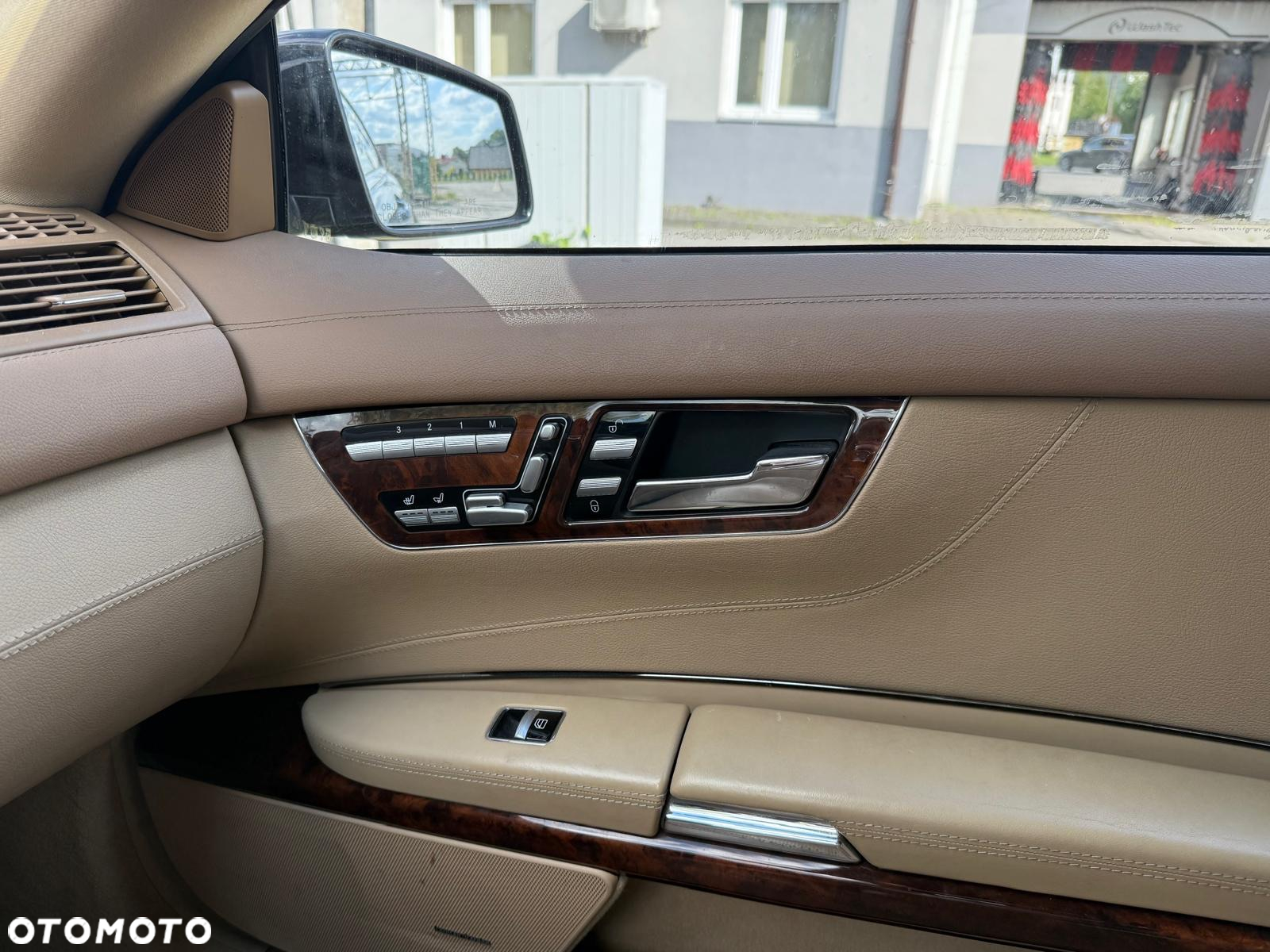 Mercedes-Benz CL - 11