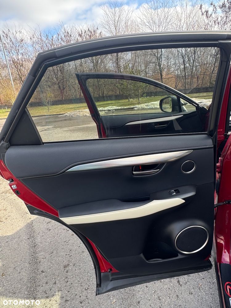 Lexus NX 300 F Impression AWD - 23