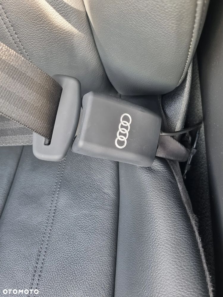 Audi A6 Limousine 3.0 TDI DPF quattro tiptronic - 32