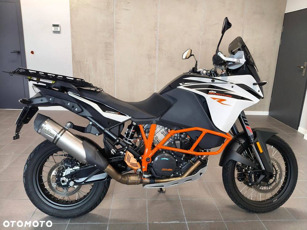 KTM Adventure - 2